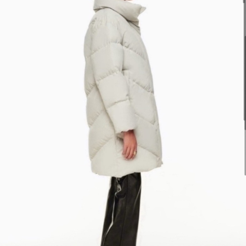 ❌SOLD❌Aritzia The Cloud Puff Puffer Coat / Wilfred - Picture 2 of 10